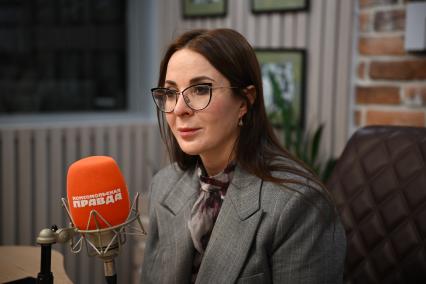 Марина Ахмедова на радиостанции \"Комсомольская правда\"