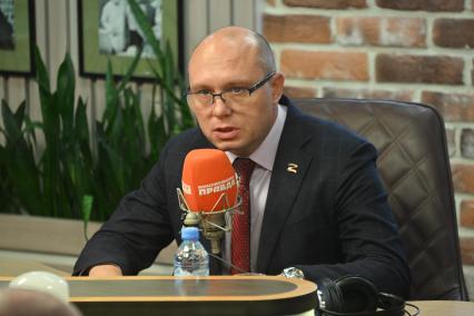 Виталий Ганчев на радиостанции Комсомольская правда\"