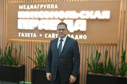 Всеволод Белоусов в редакции \"Комсомольской правды\"