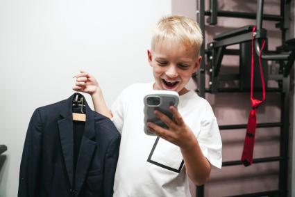 Дети с гаджетами
