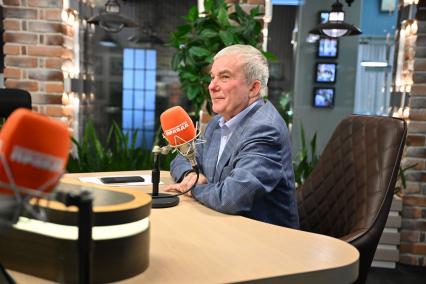 Владимир Зернов на радиостанции \"Комсомольская правда\"