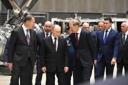 Владимир Путин посетил ПАО ОДК-Кузнецов\" в Самаре