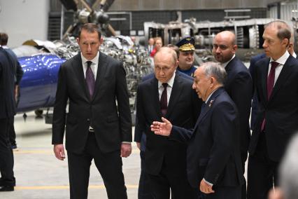 Владимир Путин посетил ПАО ОДК-Кузнецов\" в Самаре