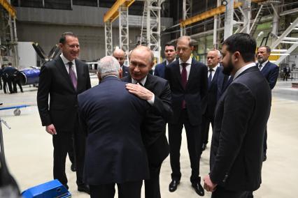 Владимир Путин посетил ПАО ОДК-Кузнецов\" в Самаре
