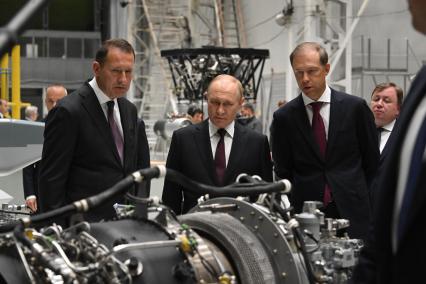 Владимир Путин посетил ПАО ОДК-Кузнецов\" в Самаре