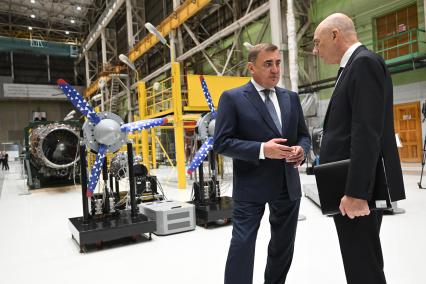 Владимир Путин посетил ПАО ОДК-Кузнецов\" в Самаре