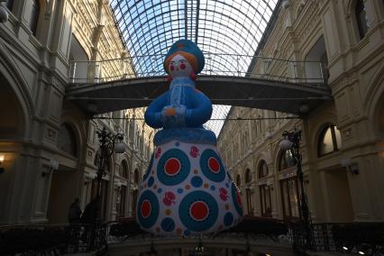 Новогоднее украшение ГУМа