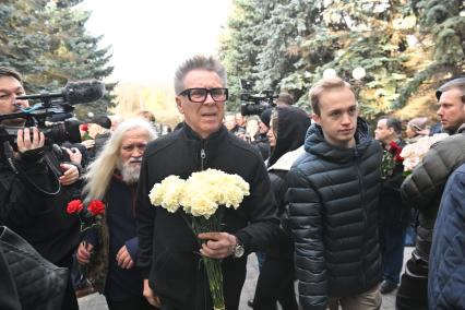 Прощание с телеведущим Юрием Николаевым