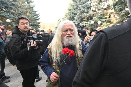 Прощание с телеведущим Юрием Николаевым