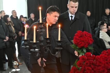 Прощание с телеведущим Юрием Николаевым