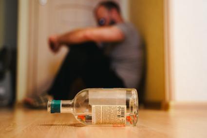 Постановочная съемка на тему алкоголя