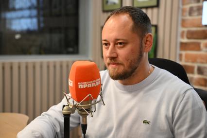 Артем Ткалин на радиостанции Комсомольская правда\"