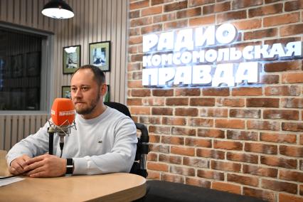 Артем Ткалин на радиостанции Комсомольская правда\"