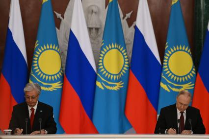 Встреча президента России Владимира Путина с президентом Казахстана Касым-Жомартом Токаевым