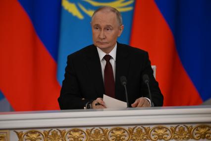 Встреча президента России Владимира Путина с президентом Казахстана Касым-Жомартом Токаевым