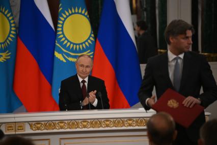 Встреча президента России Владимира Путина с президентом Казахстана Касым-Жомартом Токаевым