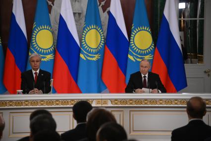 Встреча президента России Владимира Путина с президентом Казахстана Касым-Жомартом Токаевым