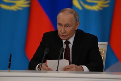 Встреча президента России Владимира Путина с президентом Казахстана Касым-Жомартом Токаевым