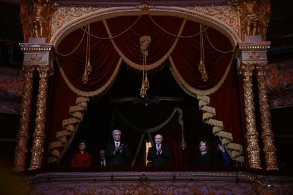 Гала-концерт мастеров искусств Казахстана в Большом театре