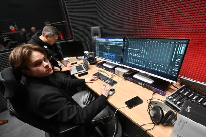 Студенческий фестиваль в творческой резиденции Молодежь Москвы. Родина\"