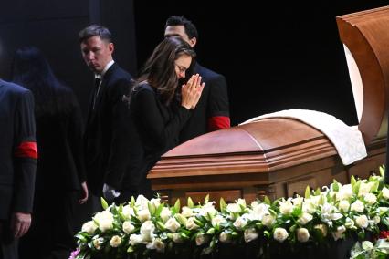 Прощание с актером Владимиром Симоновым в Москве