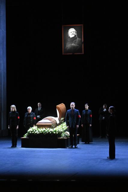 Прощание с актером Владимиром Симоновым в Москве