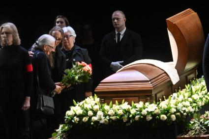 Прощание с актером Владимиром Симоновым в Москве