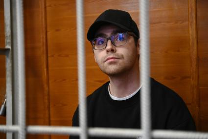 Редактор Ura.ru Денис Аллаяров в суде