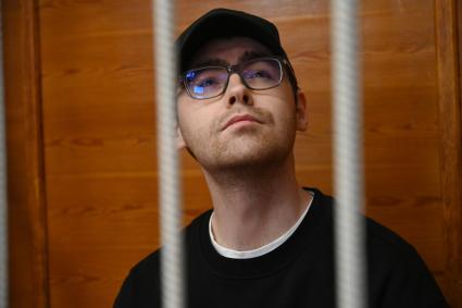 Редактор Ura.ru Денис Аллаяров в суде