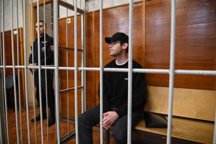 Редактор Ura.ru Денис Аллаяров в суде