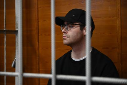 Редактор Ura.ru Денис Аллаяров в суде