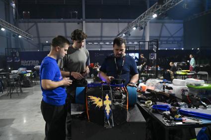 Международный чемпионат \"Битва роботов\" в Екатеринбурге