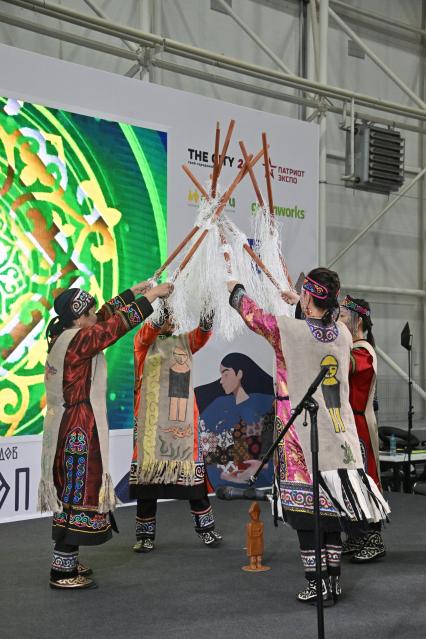 Фестиваль \"Этноскоп 2025\" в Подмосковье