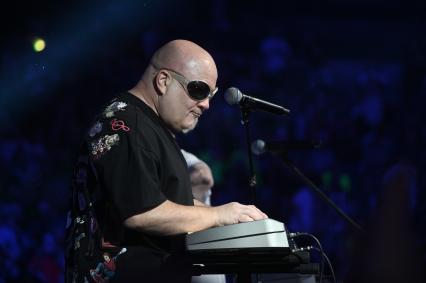 Супердискотека 90-х в Санкт-Петербурге