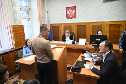 Допрос свидетелей по делу редактора Ura.ru Дениса Аллаярова