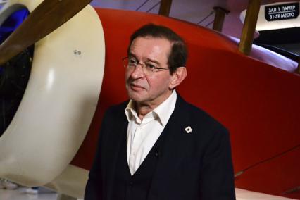 Премьера фильма \"Авиатор\" в к/т \"КАРО 11 Октябрь\"