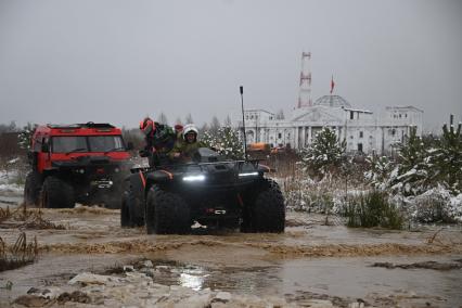 Пресс-тур в рамках выставки вездеходов в парке \"Патриот\"