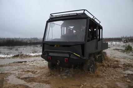 Пресс-тур в рамках выставки вездеходов в парке \"Патриот\"
