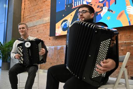 Прослушивание участников проекта Музыка в метро