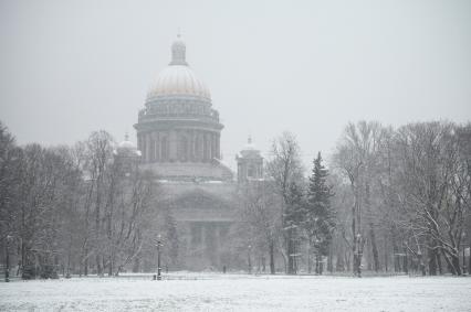 Снегопад в Санкт-Петербурге