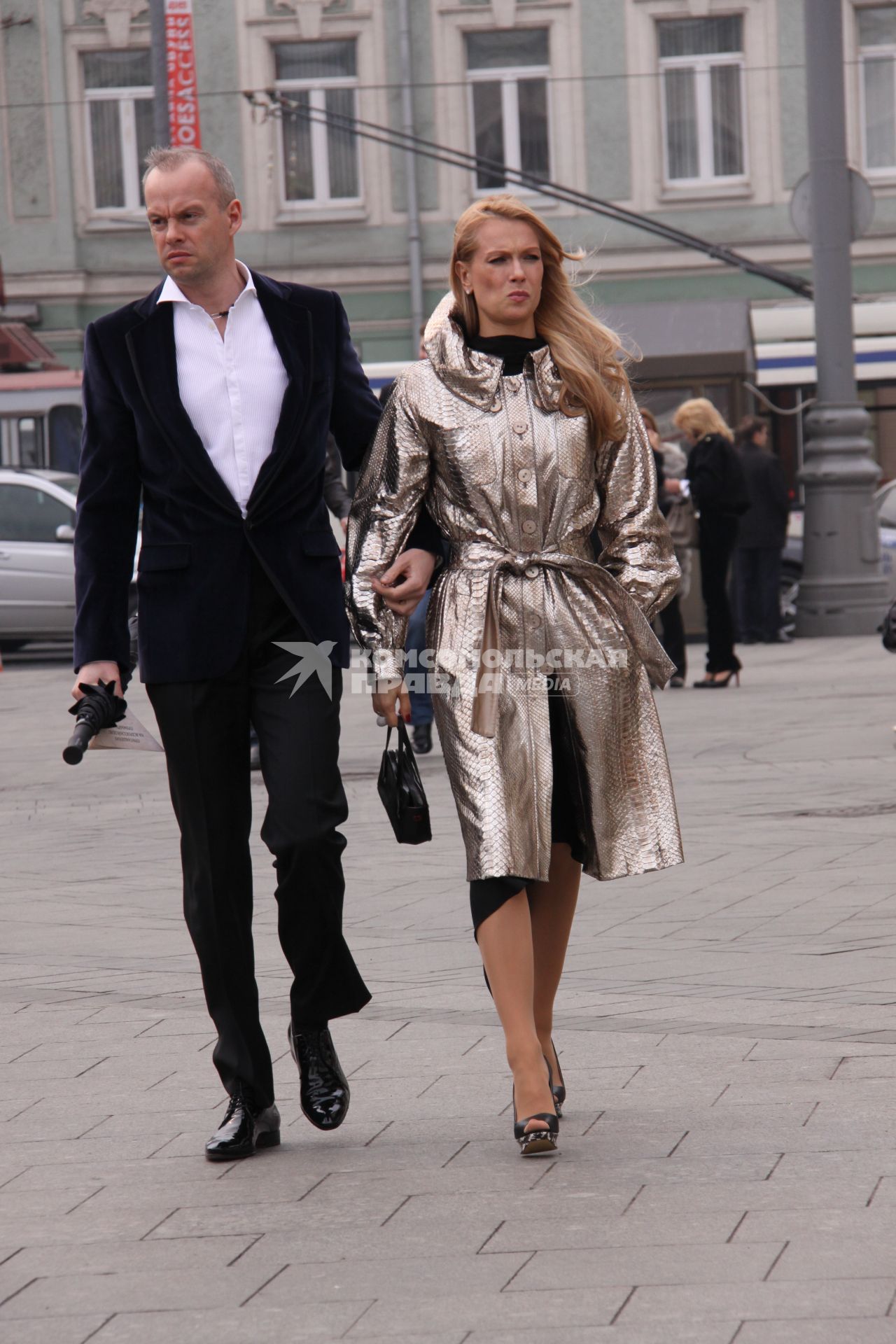 Диск30. Премьера фильма Утомленные солнцем-2. Предстояние  2010 год актриса Олеся Судзиловская и ее супруг
