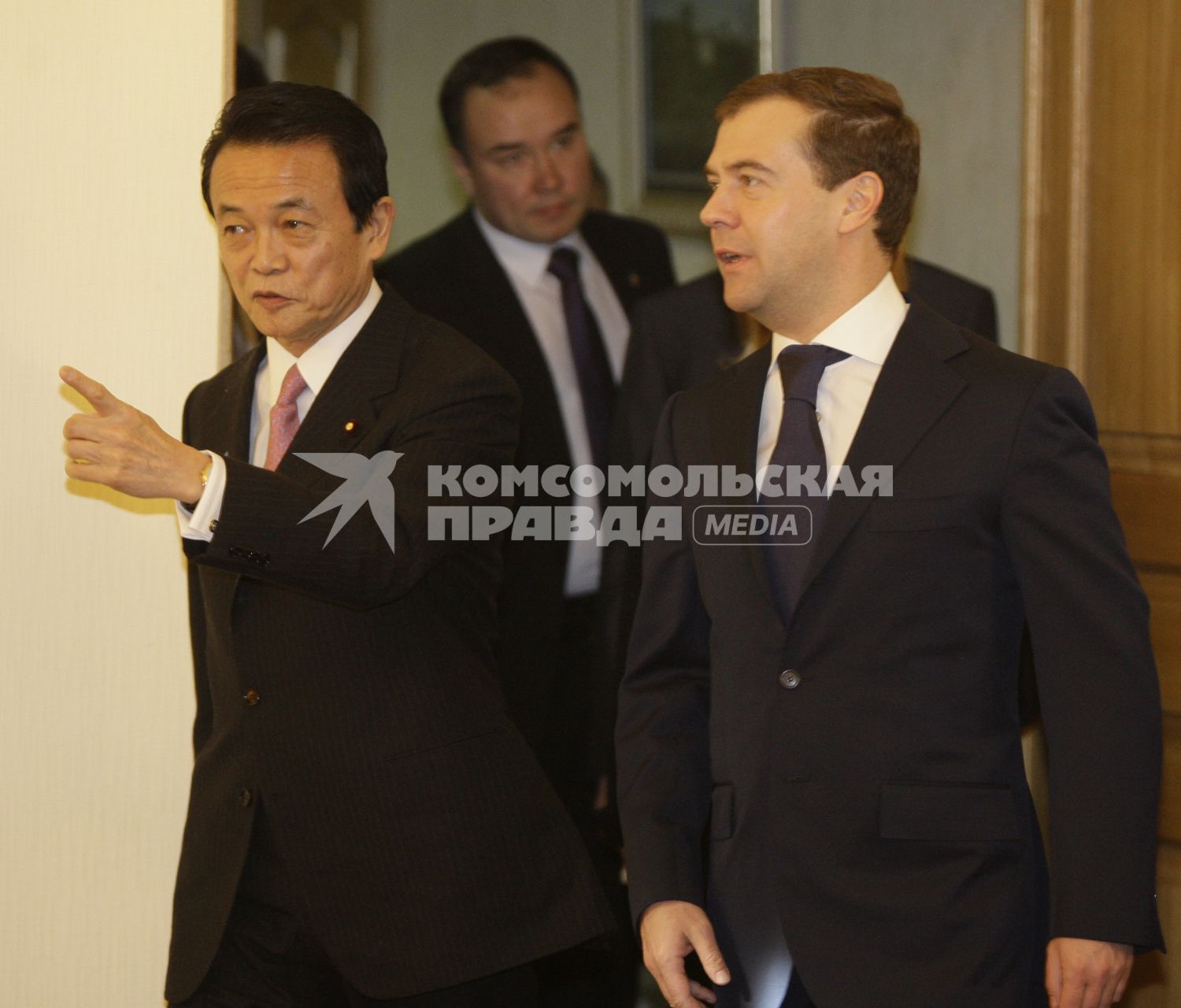 Южно-Сахалинск. Дмитрий Медведев провел переговоры с Премьер-министром Японии.