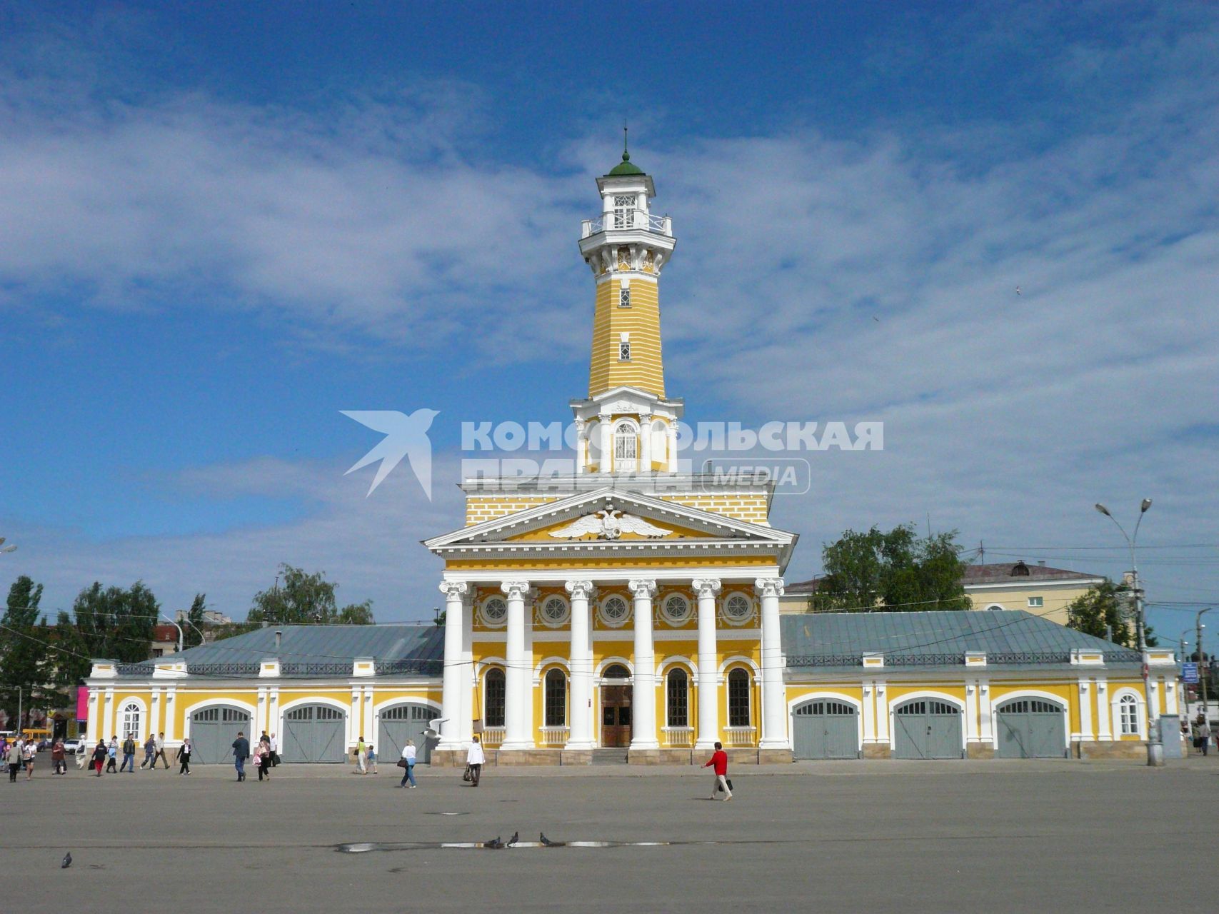 г. Кострома - город в России, административный центр Костромской области, крупный порт на Волге. Численность постоянного населения 270 475 человек (2009) Кострома