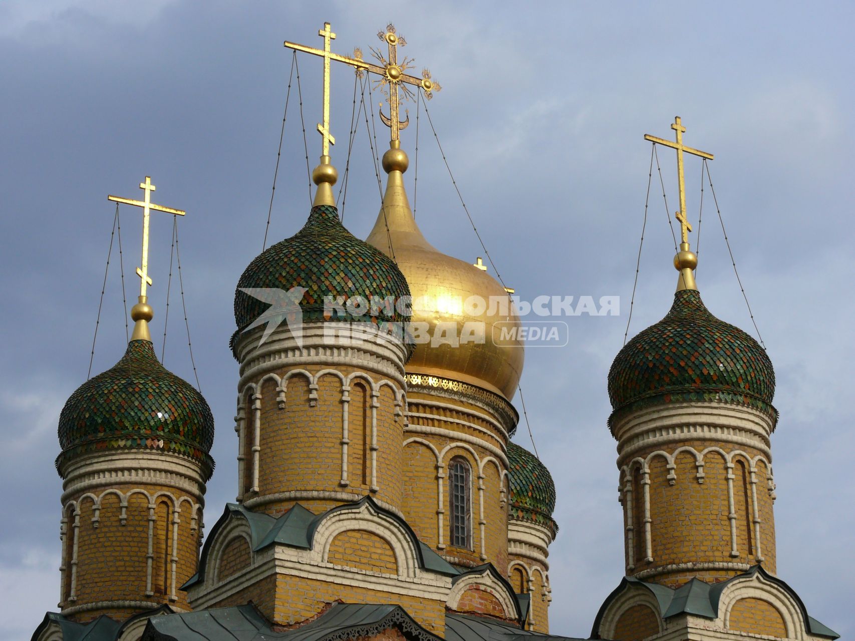 Знаменский собор в Москве, общий вид с запада.