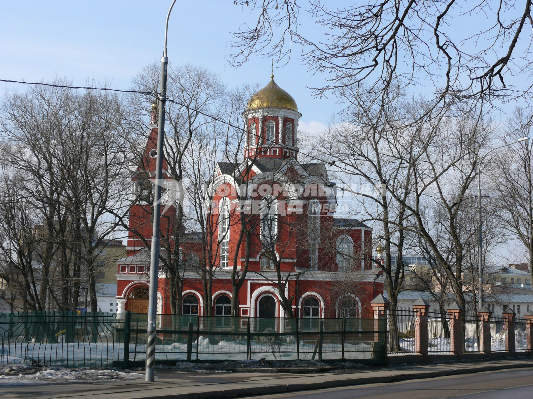 Храм Благовещения Пресвятой Богородицы. Москва, Петровский парк. Храм построен в 1844-1847 г. (арх. Ф.Рихтер) на средства и по инициативе А. Д. Нарышкиной.