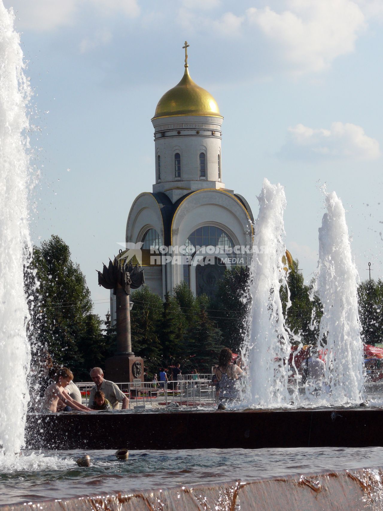 Храм Святого Великомученика Георгия Победоносца (Москва, Парк Победы)