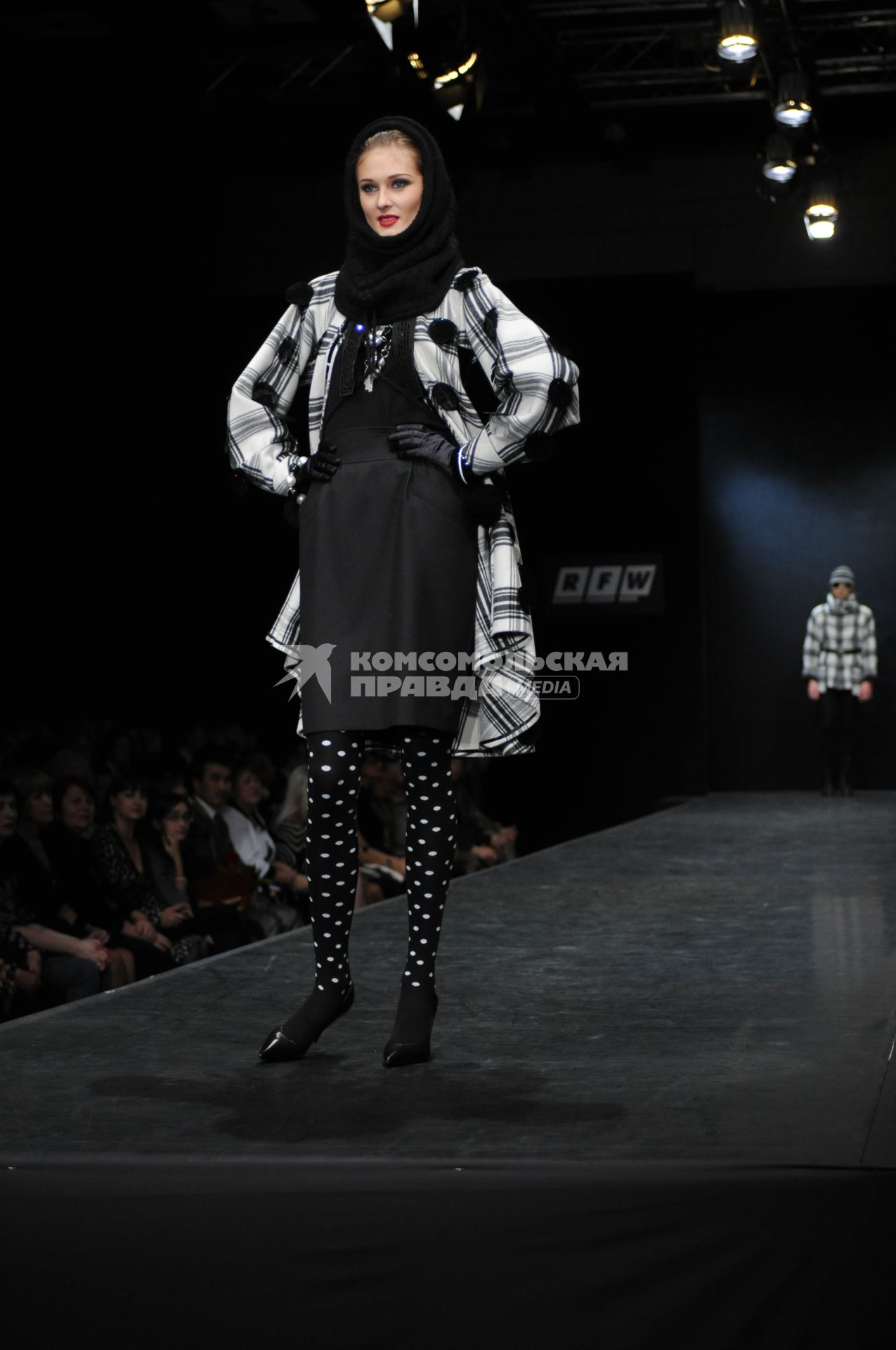 Центр международной торговли (ЦМТ). Российская неделя моды Russian Fashion Week. Показ коллекции Вячеслава Зайцева.