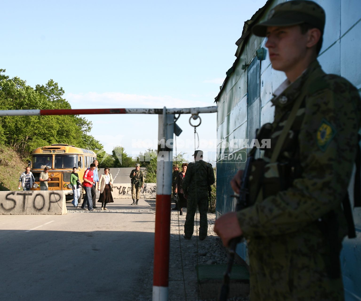 Погранцы на границе между Южной Осетией и Грузией