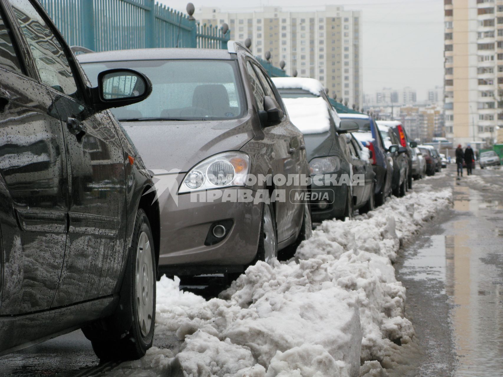 авто занос парковка стоянка снежный дорога грязь слякоть шипы