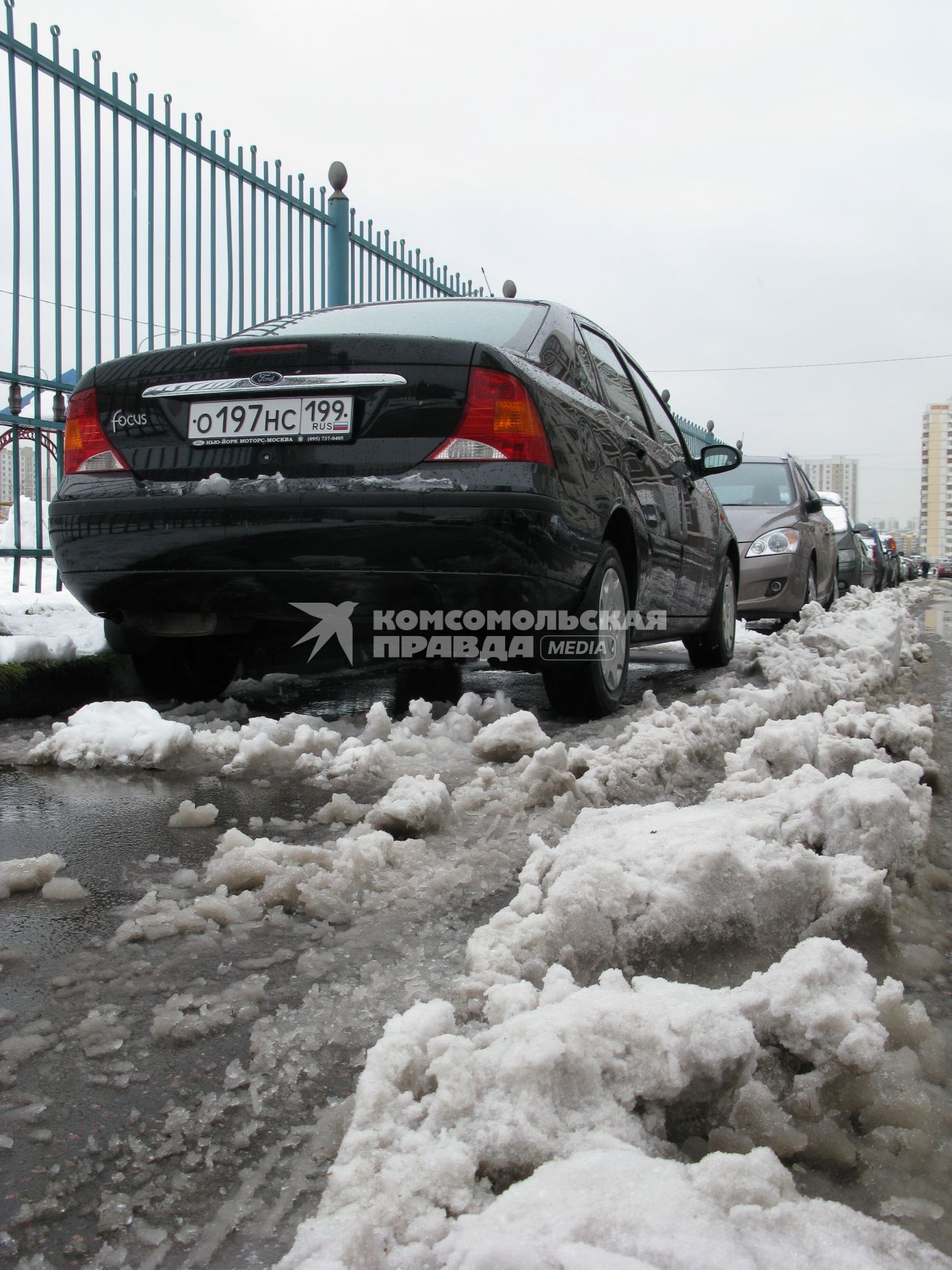 авто занос парковка стоянка снежный дорога грязь слякоть шипы